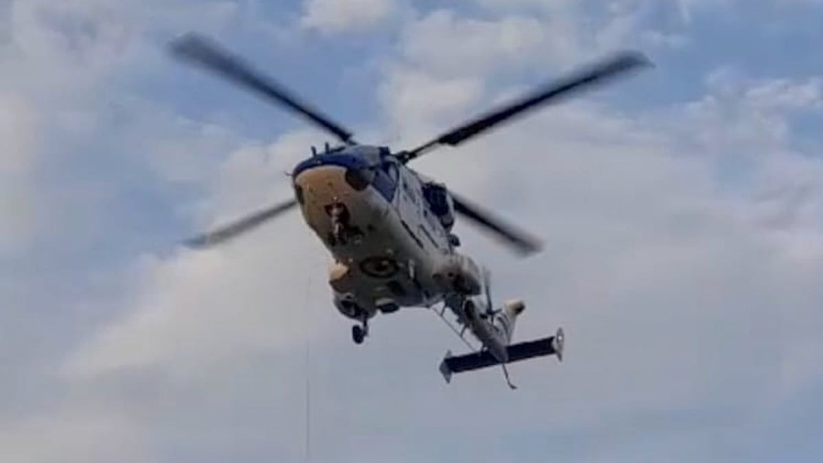 Representative/PTI : The helicopter crashed into Arabian Sea off Gujarat's Porbandar coast on Monday night | 